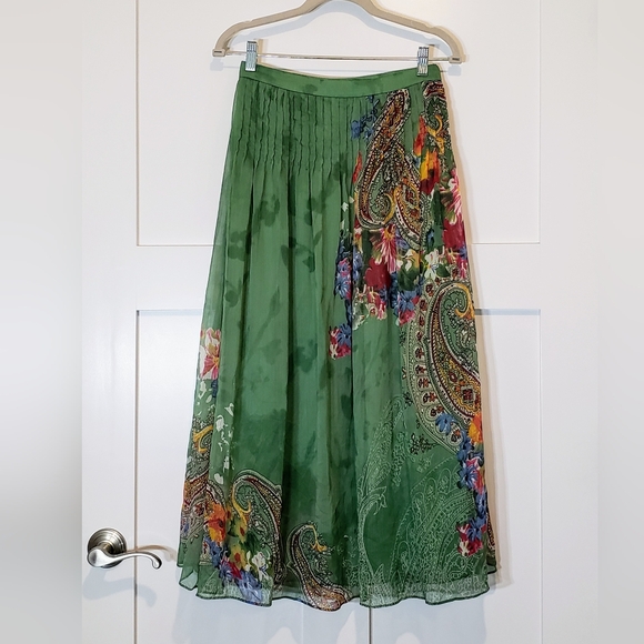 Soft Surroundings Dresses & Skirts - Soft Surroundings Maxi Skirt Pleated Green Floral Paisley Satiny Lined Size PXS